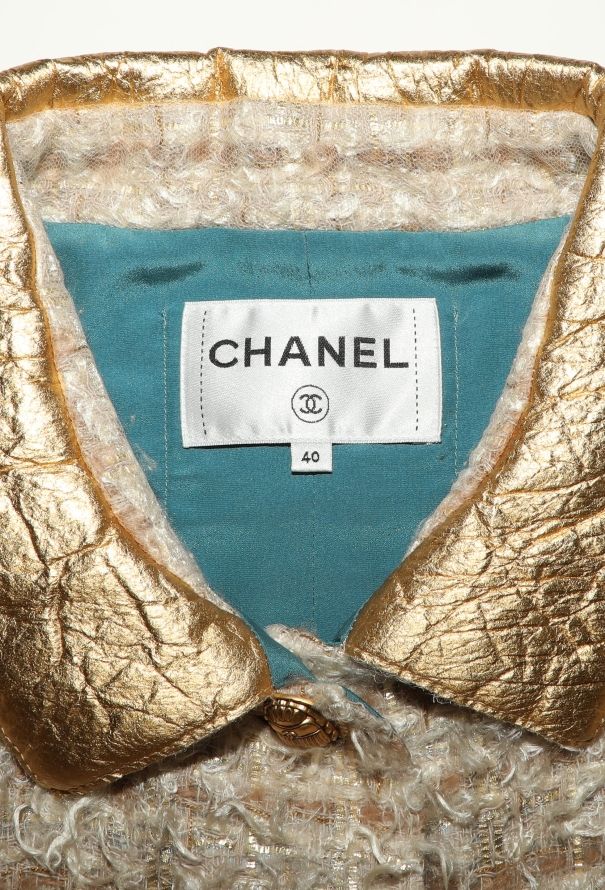 Chanel STUNNING Pre-Fall 2019 Paris-NY Tweed Jacket - 6