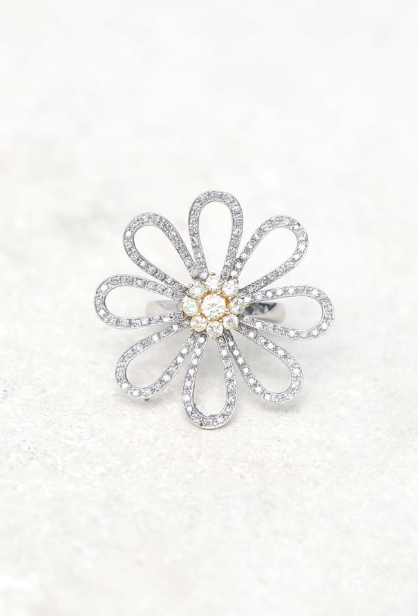 Vintage Fine Jewelry 18k Gold & Diamond Daisy Ring - 1