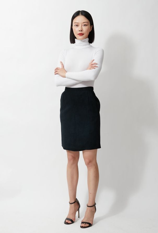 Chanel Vintage Mini Suede Skirt - 3