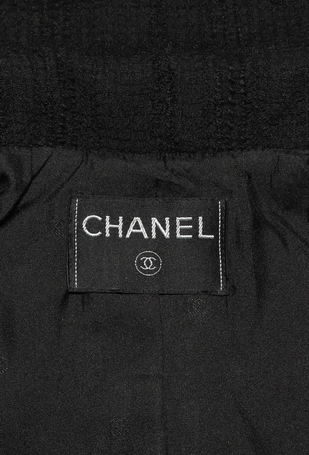 Chanel Classic Bouclé Tweed 'CC' Jacket - 5