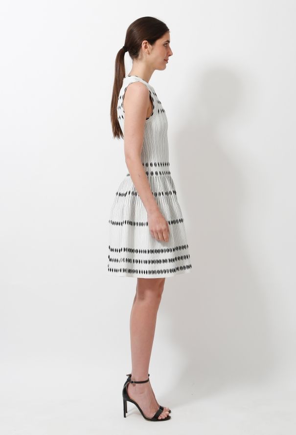 Alaïa Sculpted Graphic Flared Dress - 3