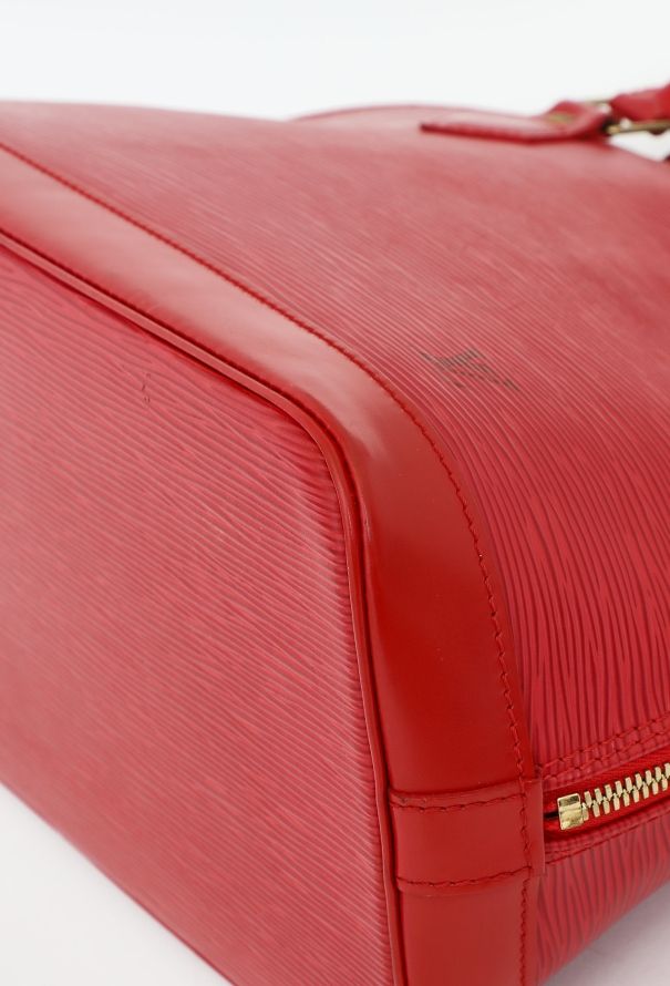 Louis Vuitton Pre-Fall 2023 Red Epi Alma PM - 10