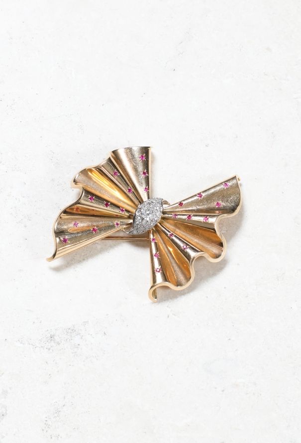 Vintage Fine Jewelry 18k Gold, Diamond and Ruby Bow Brooch - 3