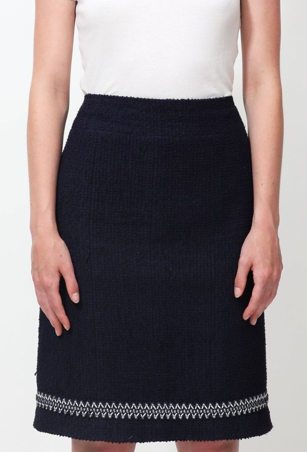 Chanel 1994 Bouclé Tweed Skirt - 2