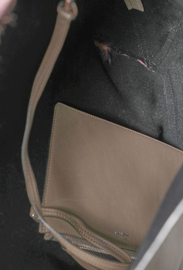 Céline Shearling Twisted Cabas Bag - 14