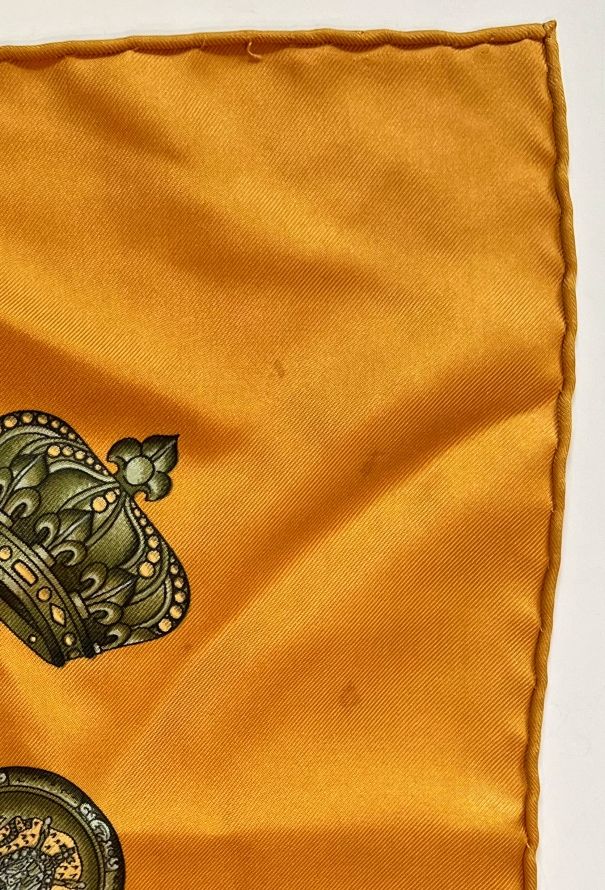 Hermès 1989 'Les Tambours' 90cm Silk Carré - 5