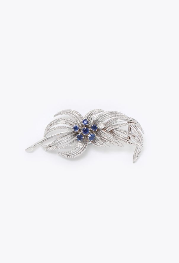 Boucheron 1950s 18k White Gold, Diamond & 1 Carat Sapphire Brooch - 1