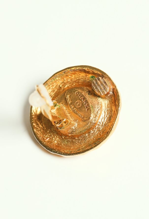 Chanel Vintage Pearl Clip Earrings - 4