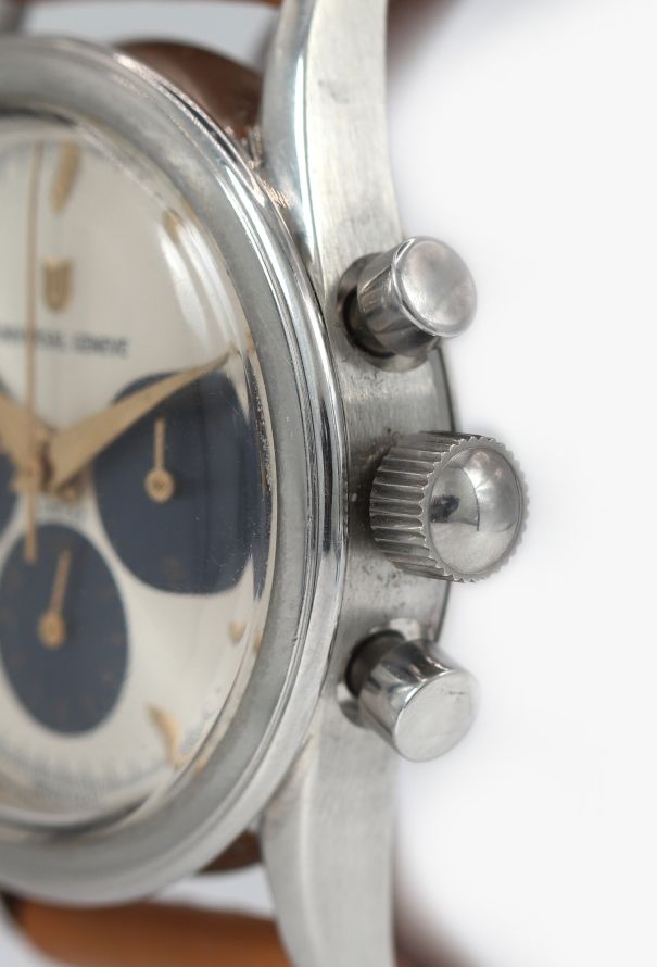 Universal Genève 1990s Compax Chronograph Watch - 3