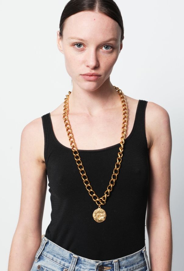 Chanel RARE 1998 'CC' Medallion Necklace - 1