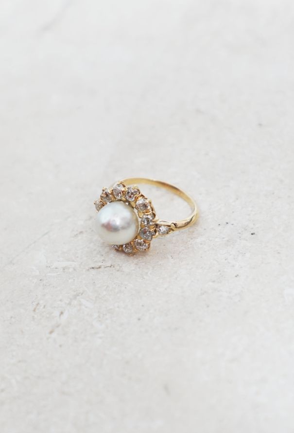 Vintage Fine Jewelry Antique 18k Gold, Fine Pearl & Diamond Daisy Ring - 3