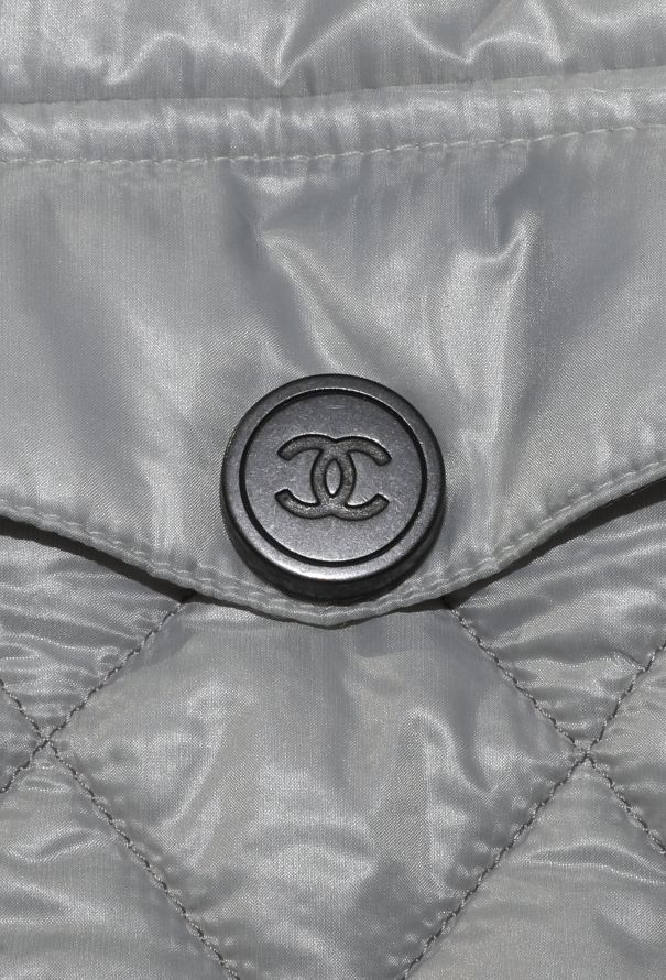 Chanel 2010 Quilted 'CC' Puffer Jacket - 7