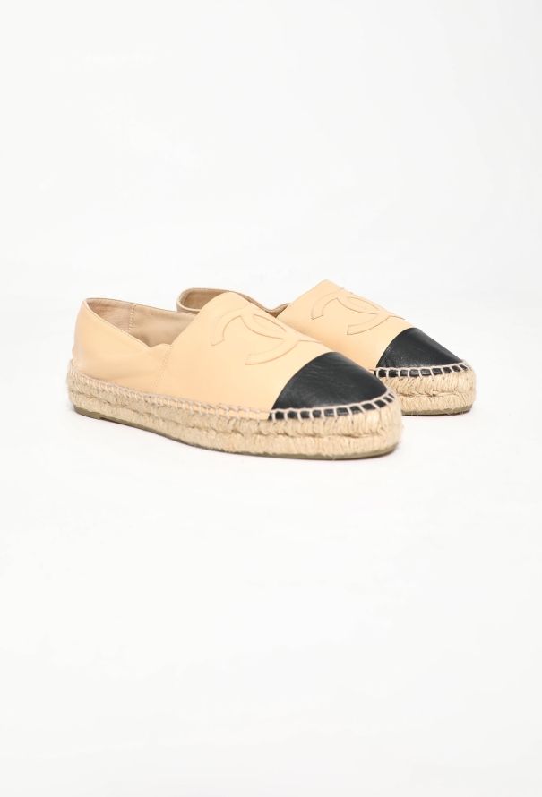 Chanel Bicolor 'CC' Leather Espadrilles - 2