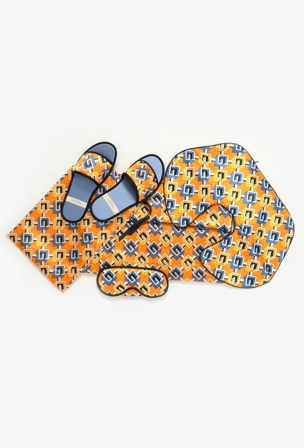 Gucci 4-piece Orange Silk Emblem Travel Set - 2