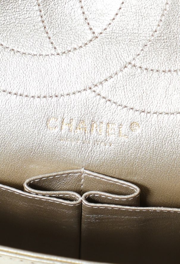 Chanel Gold Metallic 2.55 Maxi Flap Bag – Circa 2008–2009 - 12
