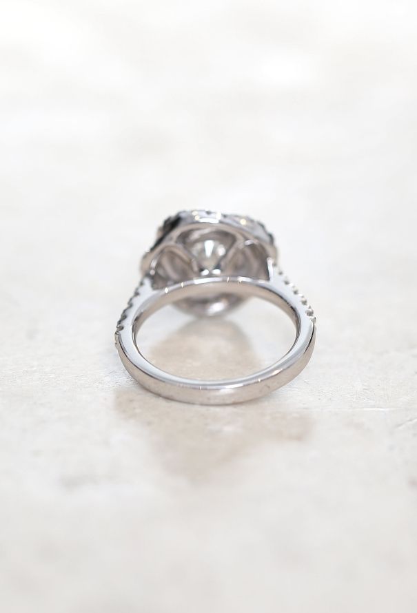 Vintage Fine Jewelry Elegant Tourbillon Platinum & 1.35 Carats Diamond Ring - 5