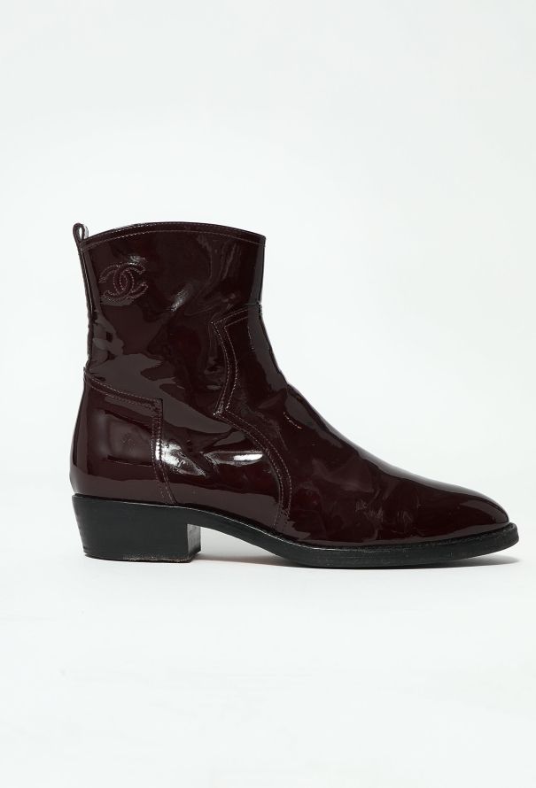 Chanel 2019 Patent 'CC' Boots - 1