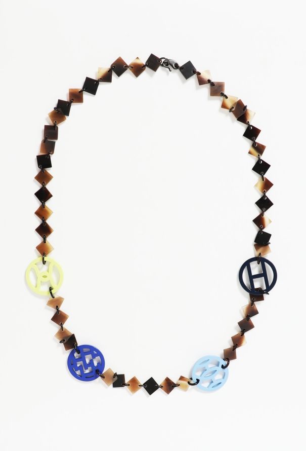Hermès 'Lena' Lacquered Horn Necklace - Multicolor medallion - 1