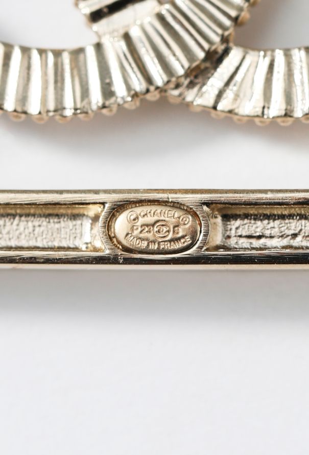 Chanel 2023 Strass 'CC' Frame Earrings - 5