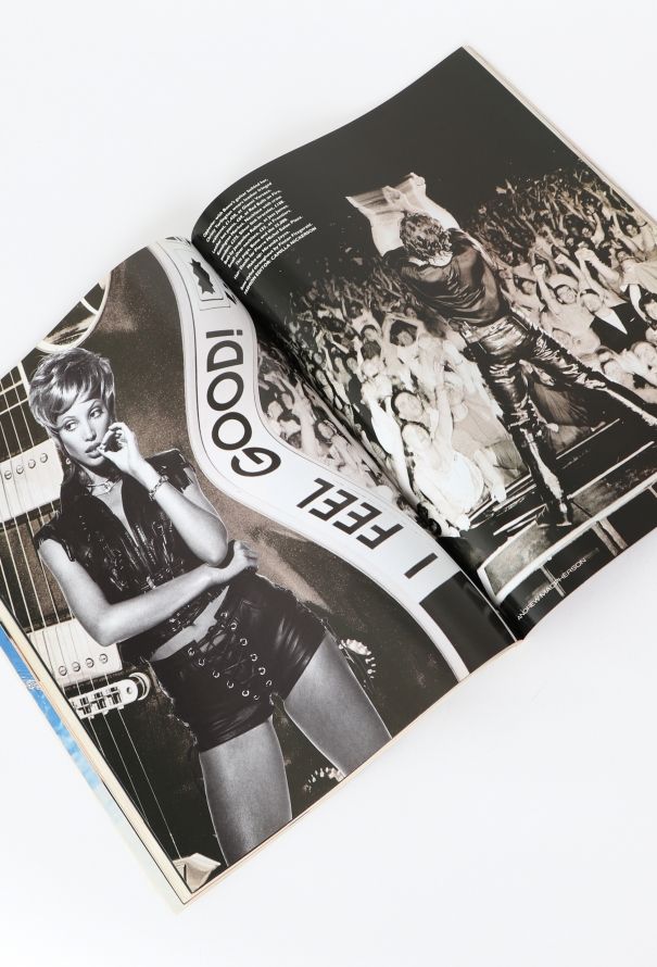 VOGUE UK December 1992 Rock & Roll Issue - 2