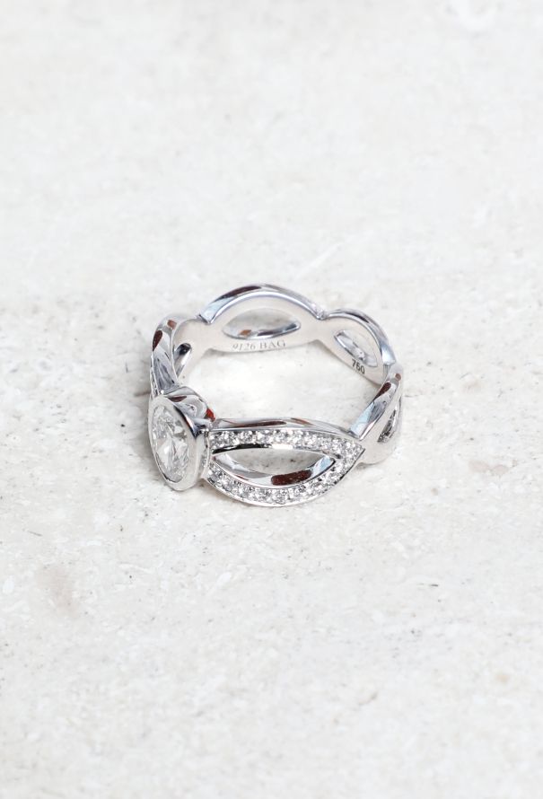 Mellerio Ring "Mot d'amour Delphine" - 18k White Gold & Diamond - 3