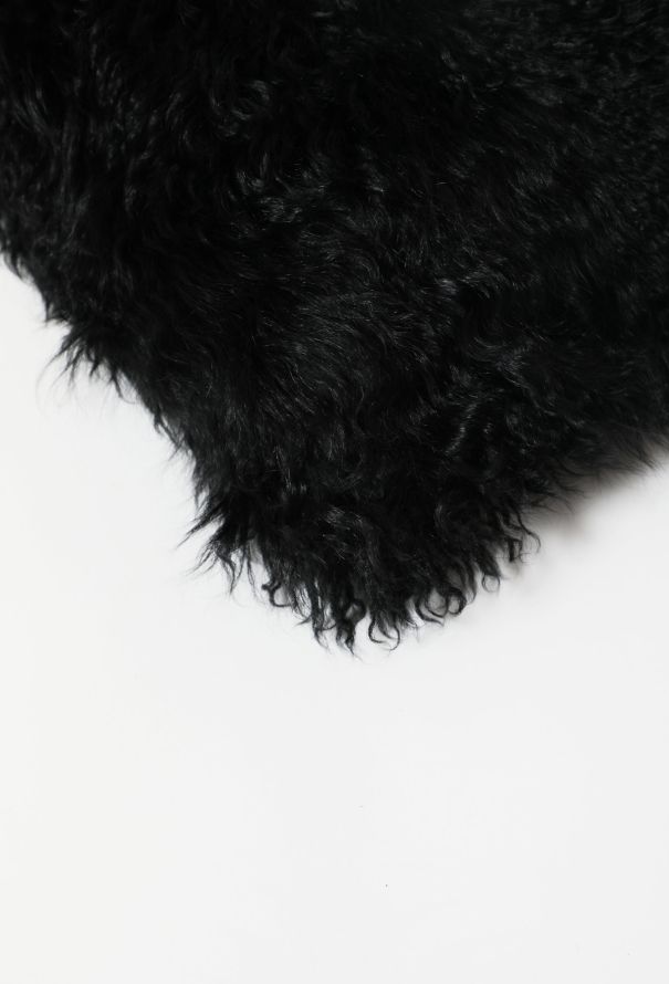 Saint Laurent 90's Shearling Hobo Bag - 8