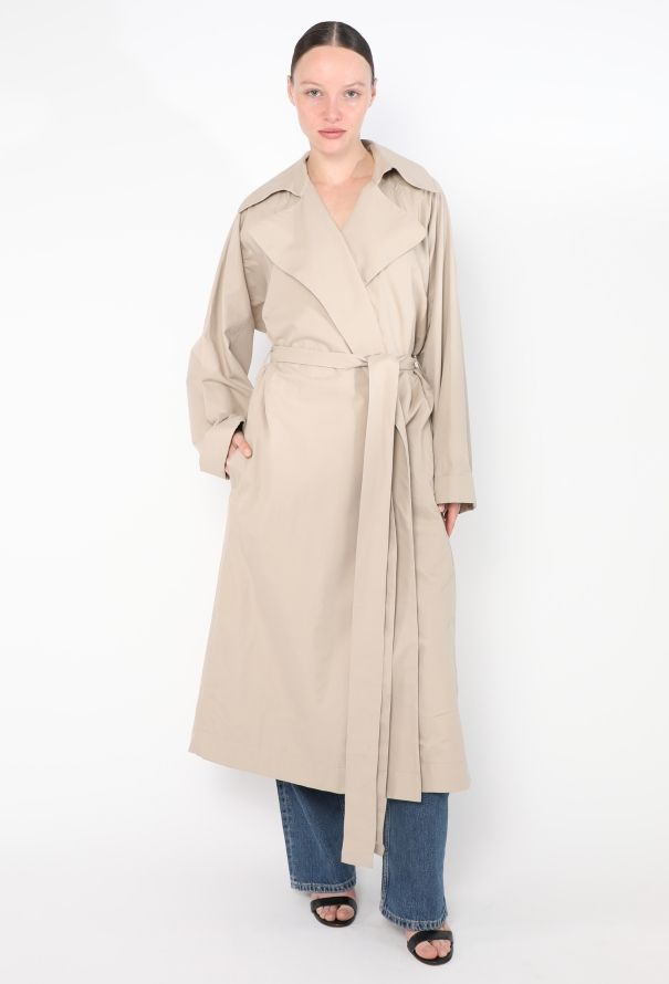The Row S/S 2023 Badva Belted Trench - 3