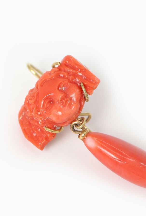 Vintage Fine Jewelry 18k Yellow Gold & Coral Angel Earrings - 5