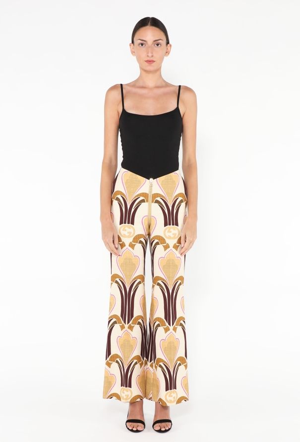 Gucci S/S 2022 Graphic Linen Suit - 5