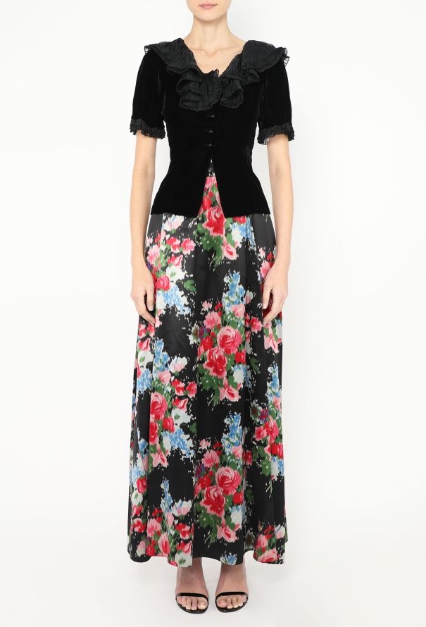 Saint Laurent RARE 1972 Ruffled Velvet Floral Ensemble - 3