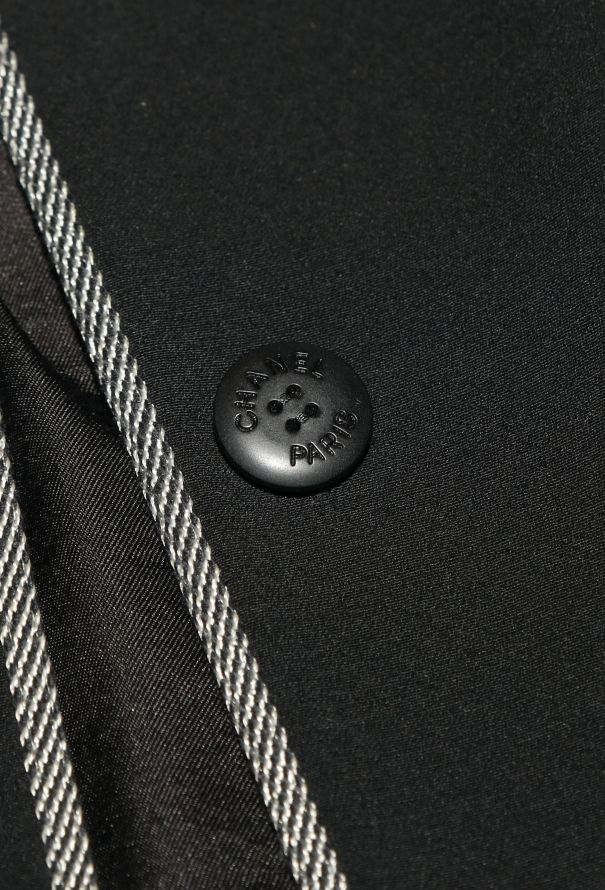 Chanel TIMELESS S/S 1996 Collarless Black Jacket - 9