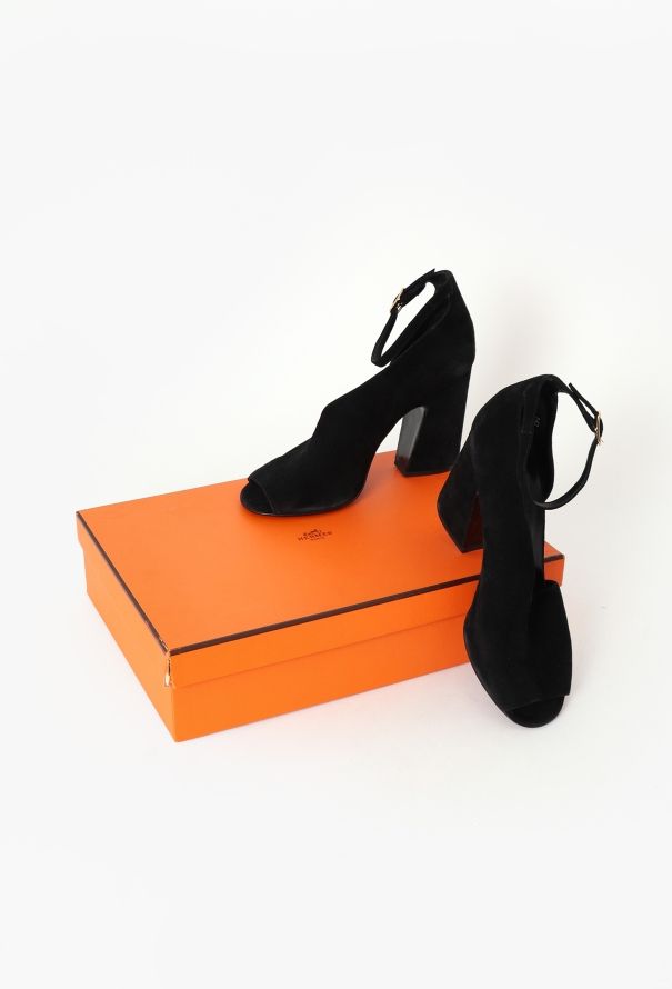 Hermès Sculpted Suede Block Heels - 6