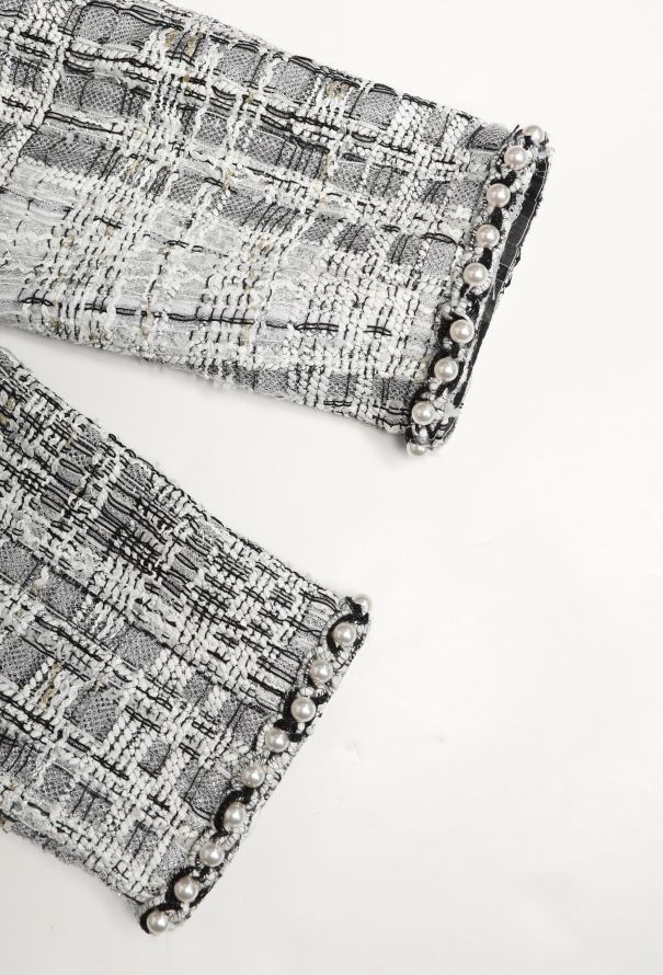 Chanel STUNNING Pearl Trim Lesage Jacket - 12