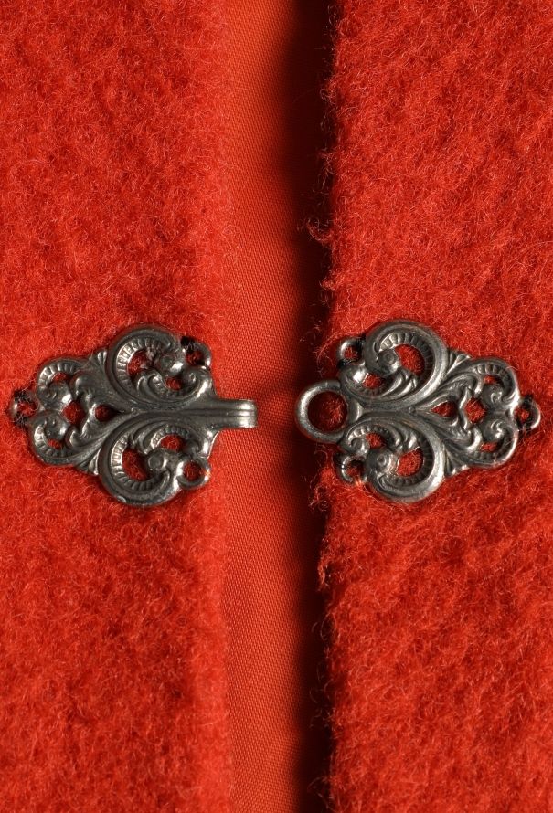 World Treasures Authentic Norwegian Embroidered Cape - 8