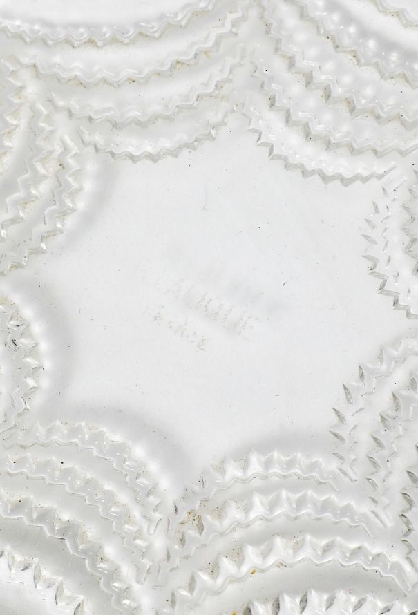 Exquisite Vintage René Lalique 1935 'Vagues' Glass Platter - 3