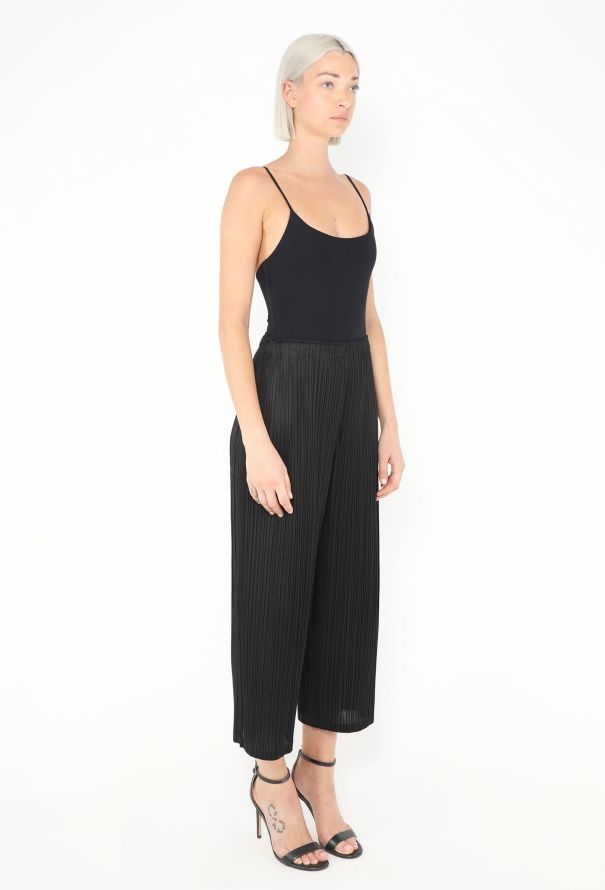 Issey Miyake Pleats Please Cropped Pants - 3