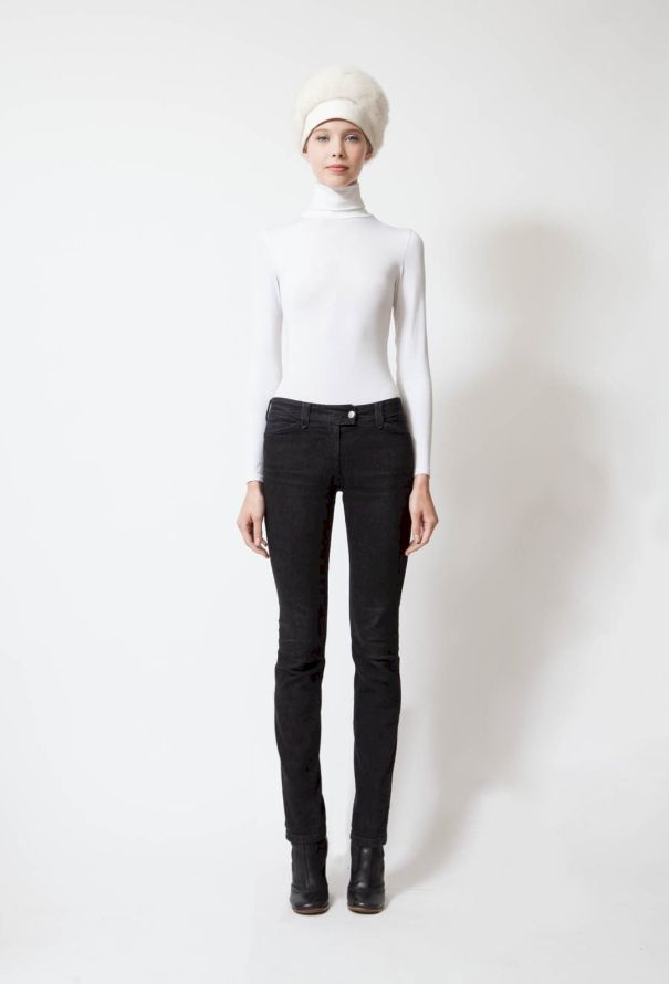 Saint Laurent 1967 Haute Couture Mink Hat - 3