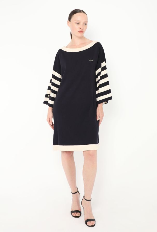 Chanel Marinière Brooch Dress in Navy Knit – Resort 2014 - 3