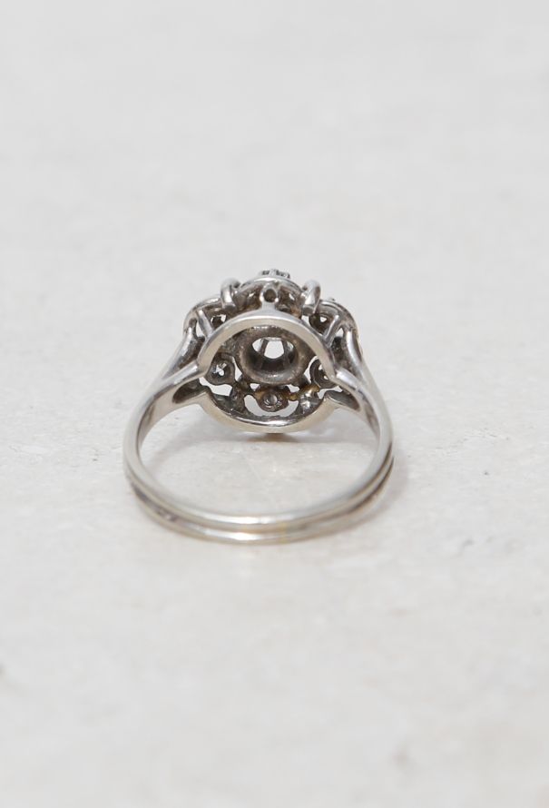 Vintage Fine Jewelry 1960s 18k Gold & Diamond Floral Ring - 4