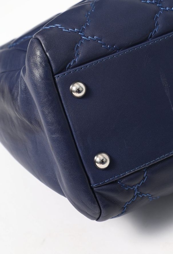 Chanel Double Stitch Hamptons Clutch with Chain - 7