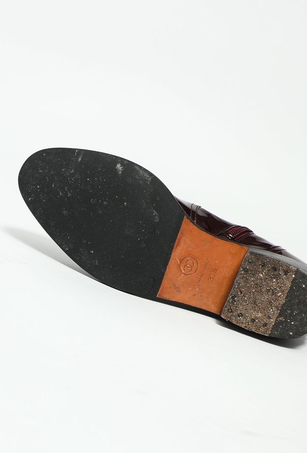 Chanel 2019 Patent 'CC' Boots - 6