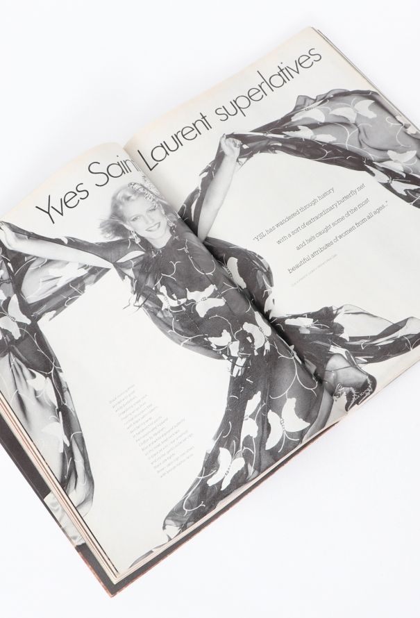 VOGUE UK December 1977 Christmas Issue - 2