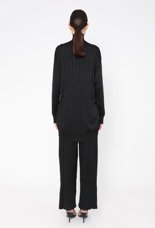 Balenciaga S/S 2021 Oversized Ribbed Ensemble - 7