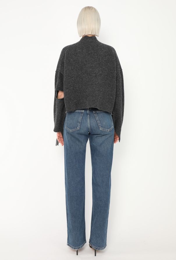 Céline F/W 2017 Distressed Cropped Sweater - 4