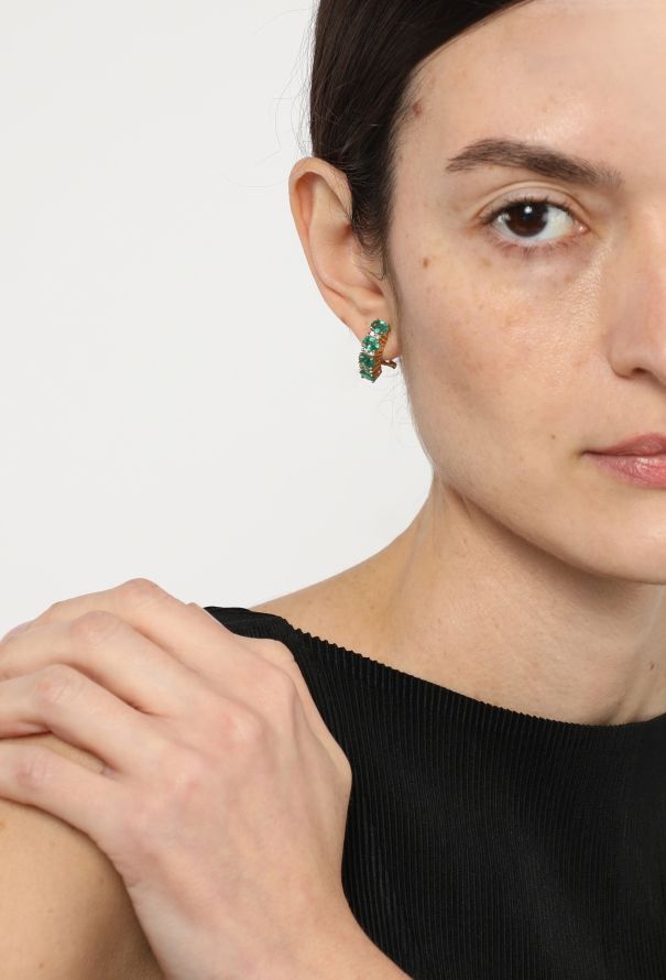 Modern Fine Jewelry 18k Gold,  Diamond & 3.20 Carats Emerald Earrings - 4