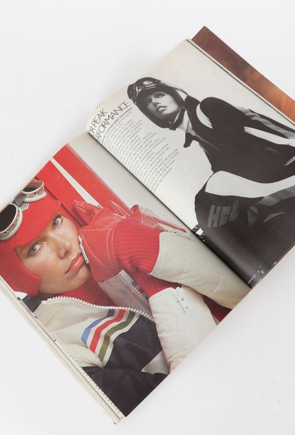 VOGUE UK 1975 Jerry Hall Cover Issue - 3