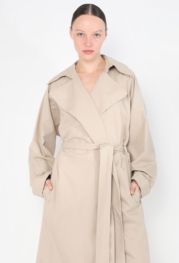 The Row S/S 2023 Badva Belted Trench - 4