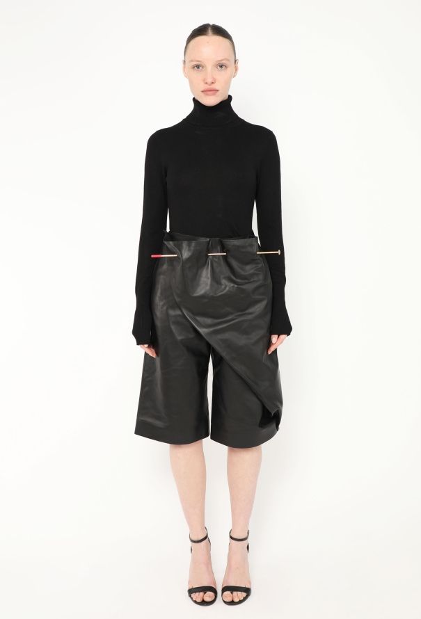 Loewe S/S 2024 Leather Pin Shorts - 4