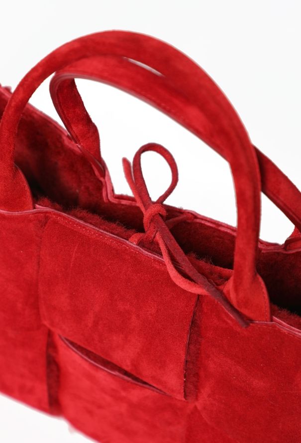 Bottega Veneta 2022 Shearling Arco Tote Bag - 11