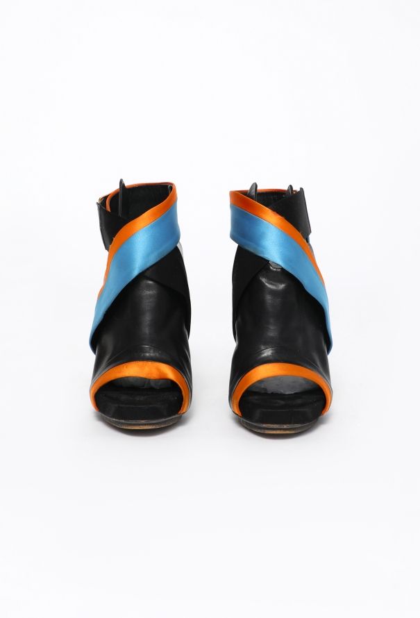 Balenciaga Resort 2010 Satin Wrap Slingbacks - 4